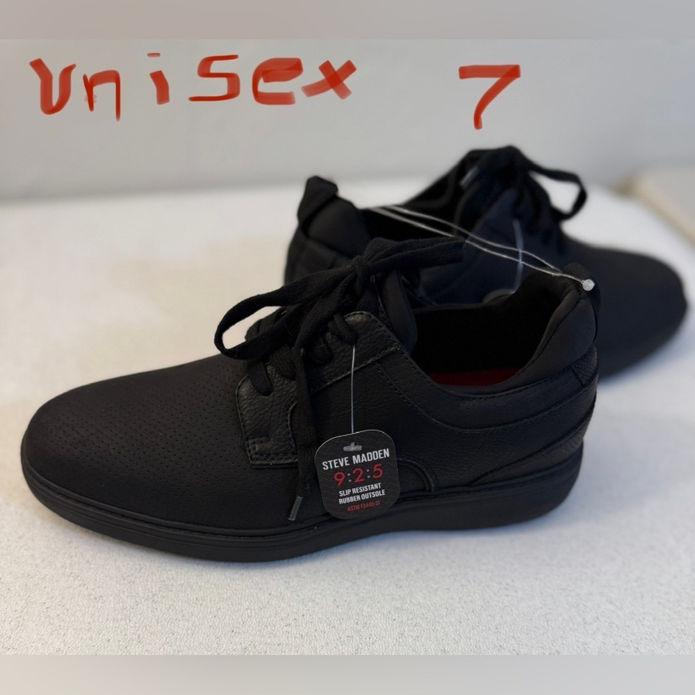 Steve Madden Black Sneakers Minimalist Design